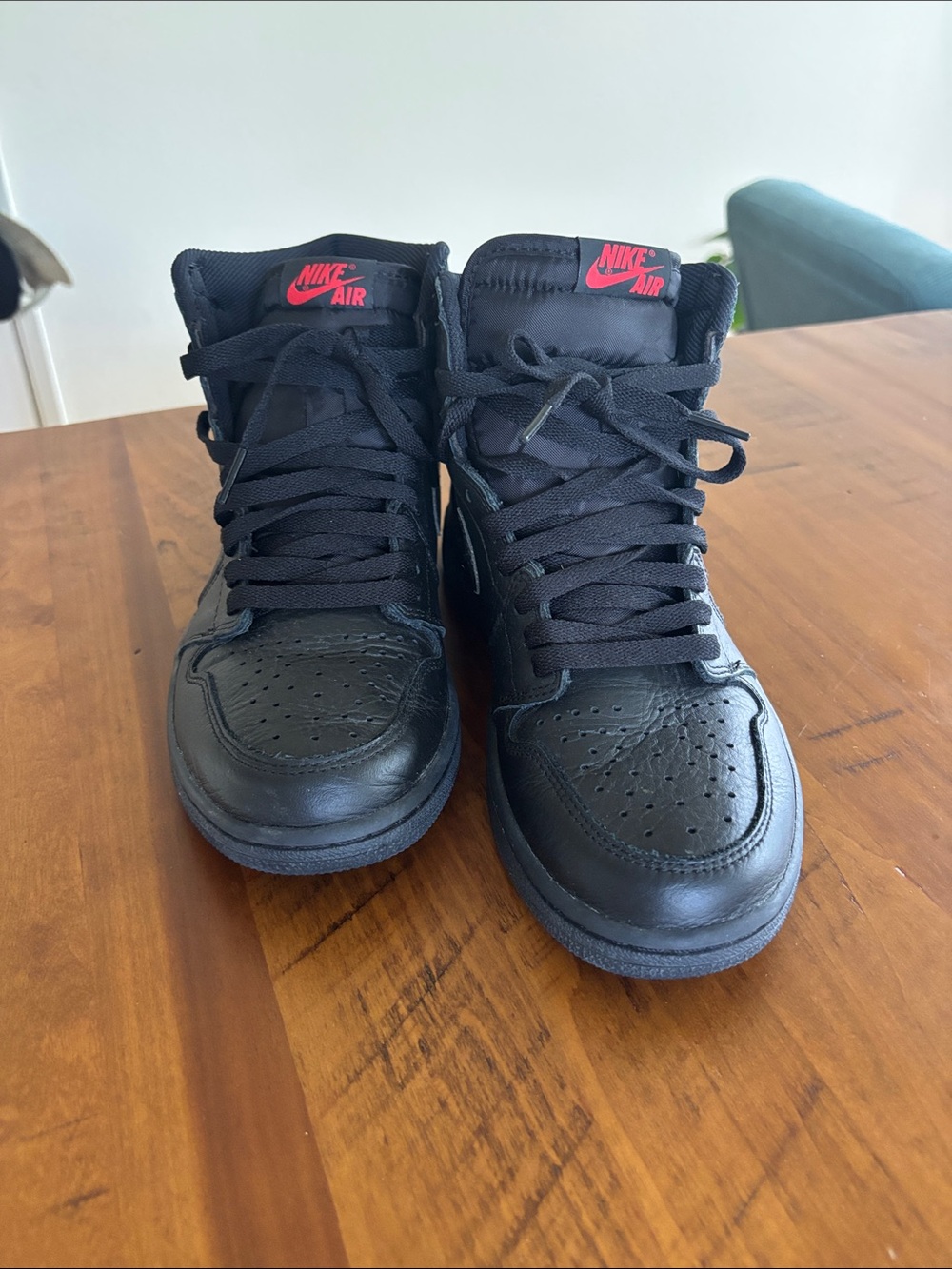 Nike Men’s High-Top Sneakers - Black with Red Logos